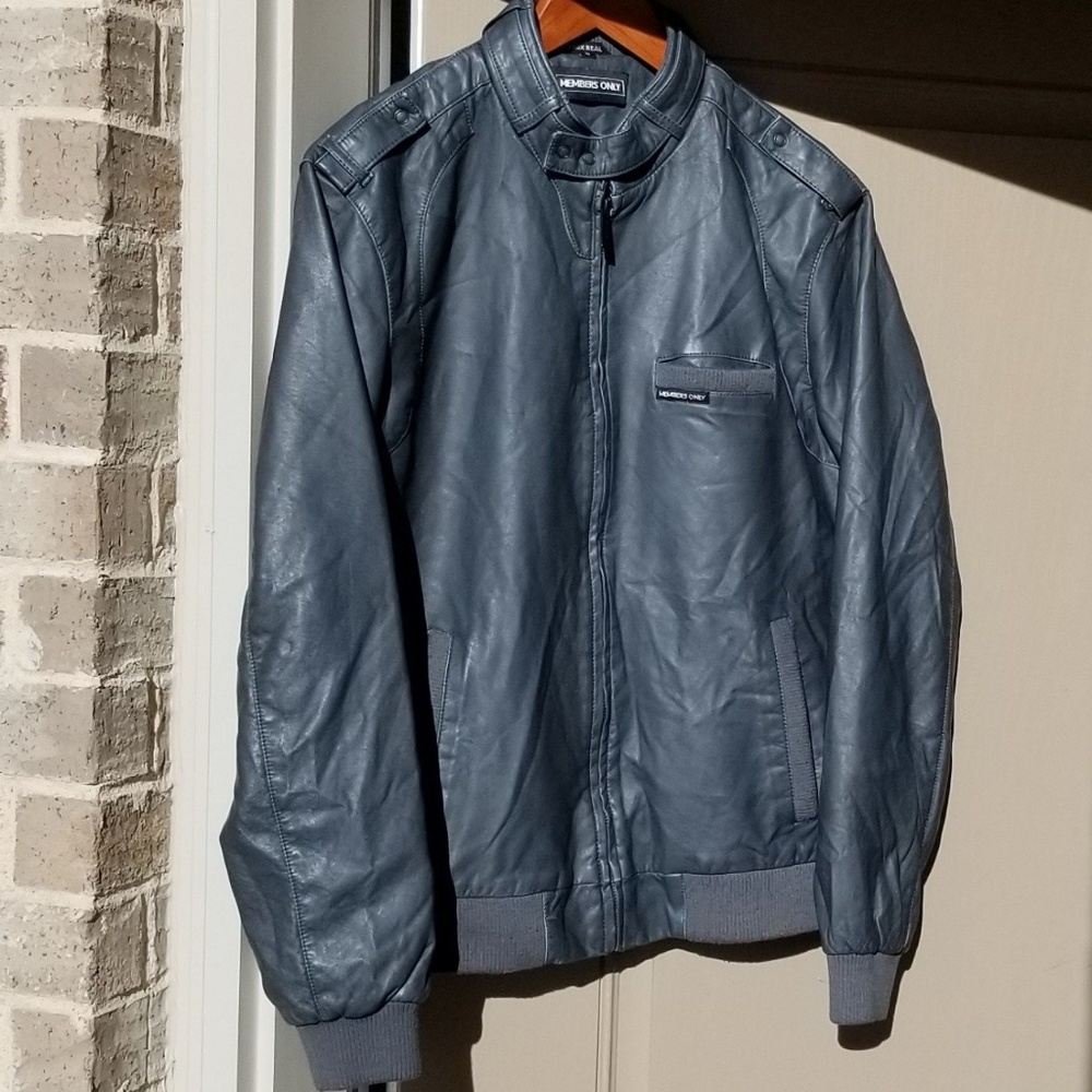 VINTAGE MEMBERS ONLY JACKET